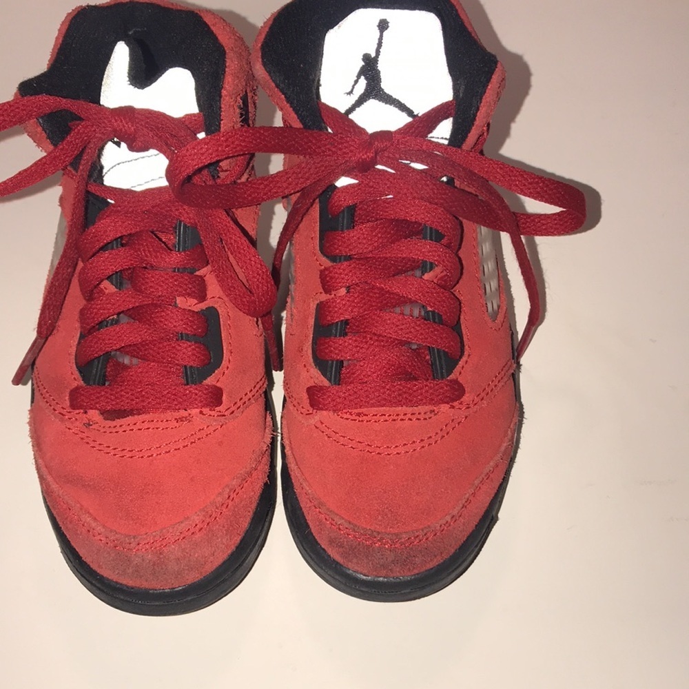 Boy’s Jordan 5 Retro Suede Sneakers